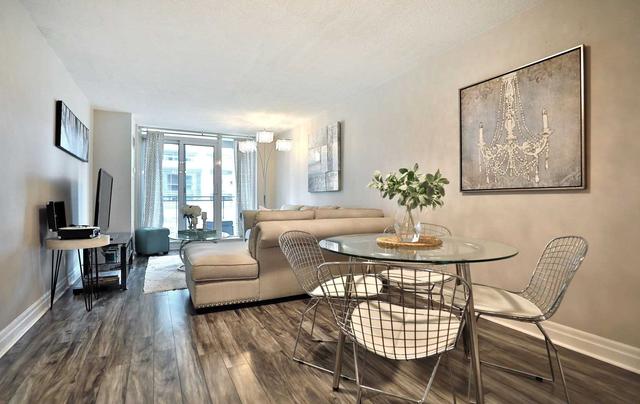 401 - 2121 Lake Shore Blvd W, Condo with 1 bedrooms, 2 bathrooms and 1 parking in Toronto ON | Image 3