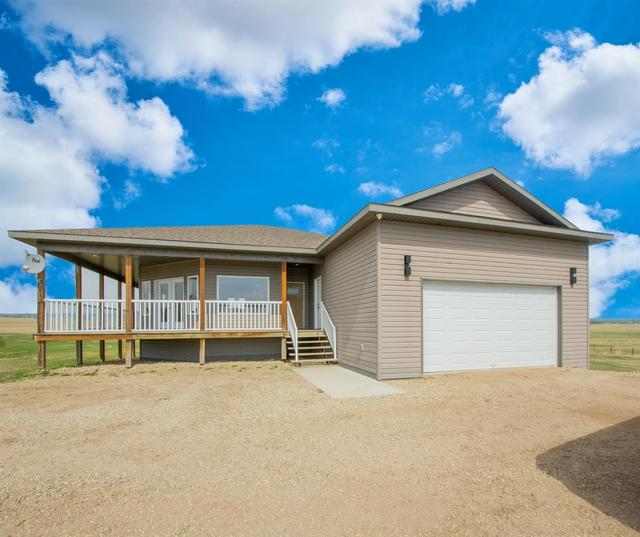 40042 Township Road 744, House detached with 5 bedrooms, 3 bathrooms and null parking in Grande Prairie County No. 1 AB | Image 3