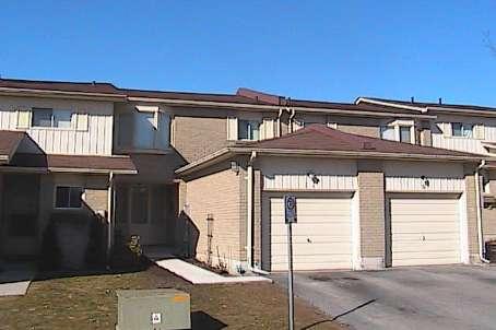 11 - 700 Harmony Rd N, Townhouse with 3 bedrooms, 3 bathrooms and 1 parking in Oshawa ON | Image 2