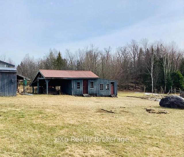 10155 Highway 522, House detached with 3 bedrooms, 1 bathrooms and 8 parking in Parry Sound, Unorganized, Centre Part ON | Image 22