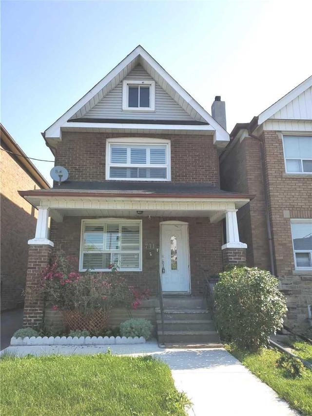 731 Vaughan Rd, House detached with 3 bedrooms, 3 bathrooms and 1 parking in Toronto ON | Image 1