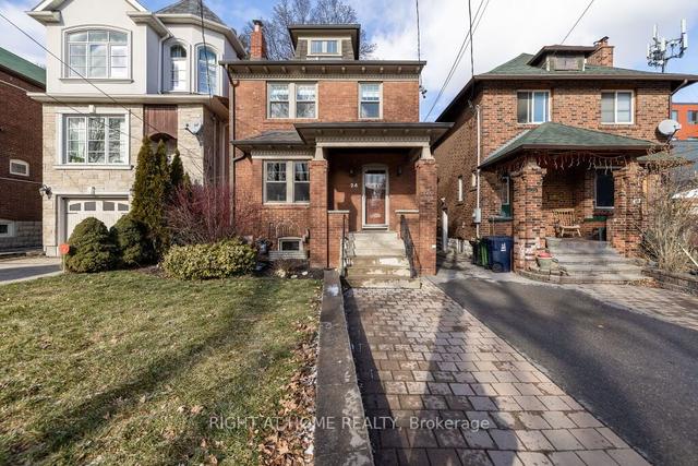 24 Brookdale Ave, House detached with 3 bedrooms, 2 bathrooms and 1 parking in Toronto ON | Image 1
