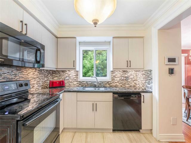 16 Nightstar Dr, House detached with 3 bedrooms, 3 bathrooms and 4 parking in Richmond Hill ON | Image 9