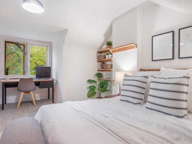 329 Durie St, House semidetached with 4 bedrooms, 2 bathrooms and 1 parking in Toronto ON | Image 26