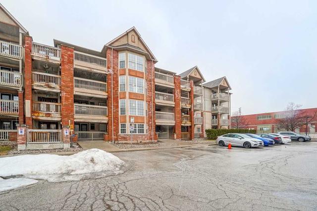 111 - 4003 Kilmer Dr, Condo with 2 bedrooms, 2 bathrooms and 1 parking in Burlington ON | Image 12