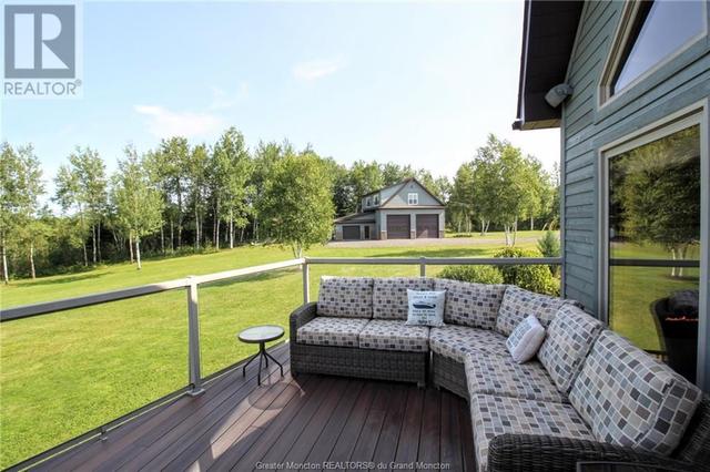 660 Saint Charles Sud, House detached with 3 bedrooms, 4 bathrooms and null parking in Saint Charles NB | Image 12