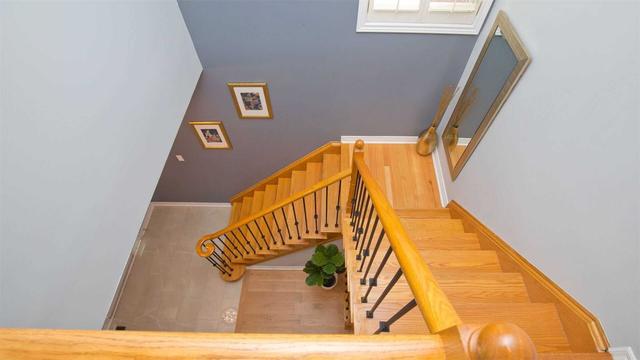 9 Susan Ave, House detached with 3 bedrooms, 4 bathrooms and 6 parking in Brampton ON | Image 16