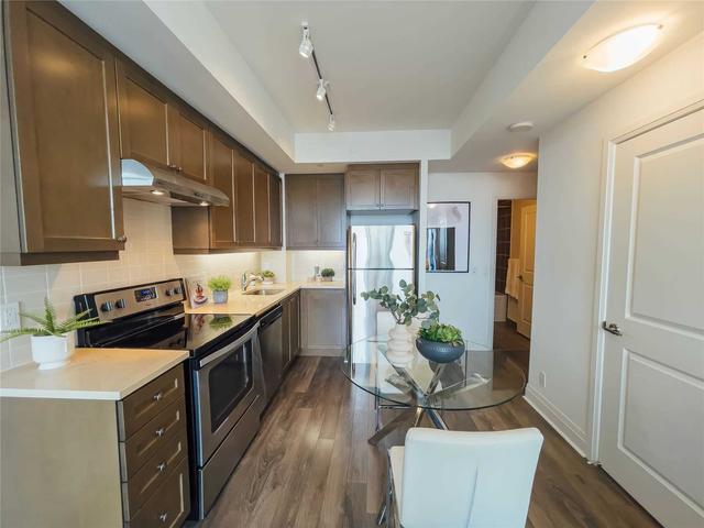 1609 - 17 Zorra St, Condo with 1 bedrooms, 1 bathrooms and 1 parking in Toronto ON | Image 11