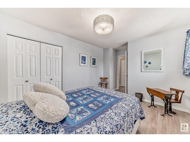 147 Knottwood Rd N Nw, House attached with 2 bedrooms, 2 bathrooms and null parking in Edmonton AB | Image 23