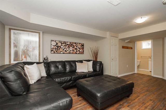 86 Trevino Circ, House attached with 2 bedrooms, 2 bathrooms and 2 parking in Barrie ON | Image 15
