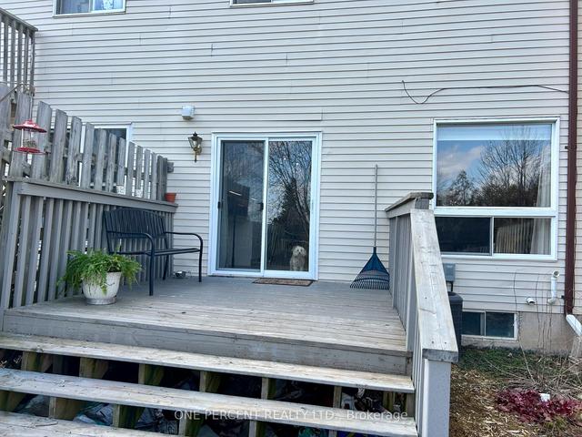 2745 4th Ave W, House attached with 3 bedrooms, 2 bathrooms and 3 parking in Owen Sound ON | Image 14