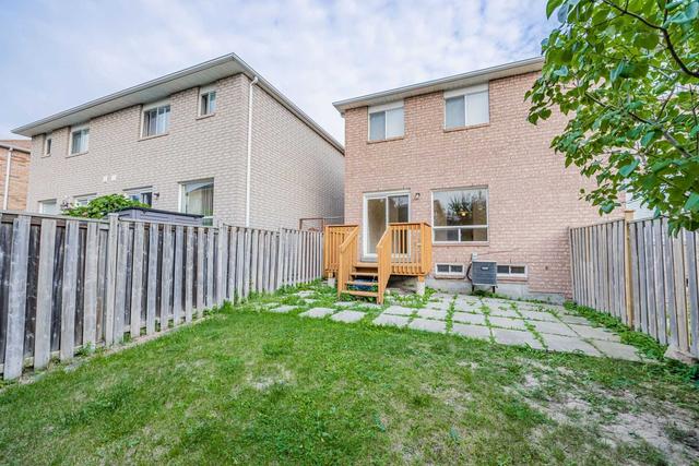 5214 Brookwood Crt, House semidetached with 3 bedrooms, 3 bathrooms and 3 parking in Mississauga ON | Image 22