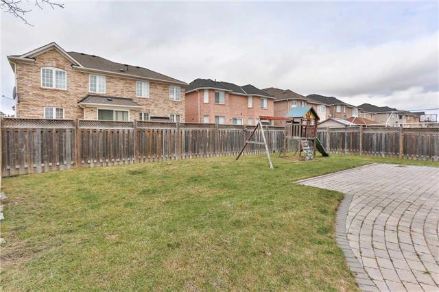 2 Ranger Cres, House detached with 4 bedrooms, 3 bathrooms and 4 parking in Brampton ON | Image 20