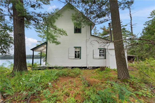 0 Daisy Island, House detached with 2 bedrooms, 1 bathrooms and null parking in Petawawa ON | Image 18