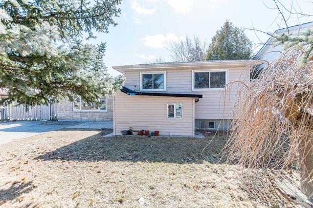 731 Balmoral Dr, House detached with 3 bedrooms, 2 bathrooms and 6 parking in Brampton ON | Image 34