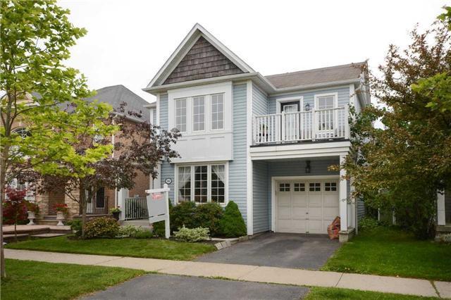 104 Handley Cres, House detached with 3 bedrooms, 3 bathrooms and 1 parking in Ajax ON | Image 1