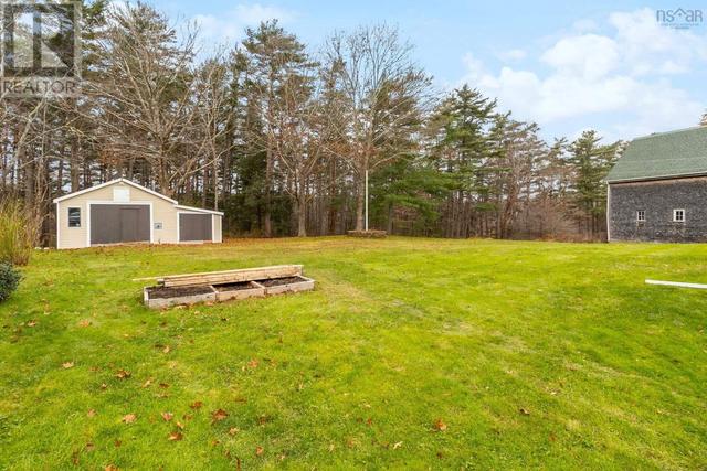 13759 Highway 3, House detached with 3 bedrooms, 1 bathrooms and null parking in Lunenburg MD NS | Image 27