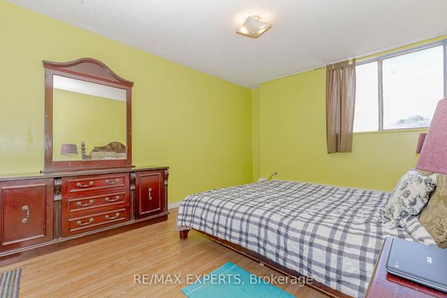 1902 - 330 Dixon Rd, Condo with 2 bedrooms, 1 bathrooms and 1 parking in Toronto ON | Image 14