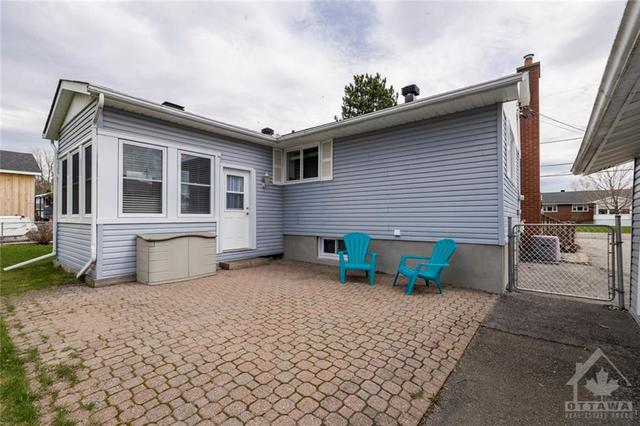 8253 United Avenue, House detached with 3 bedrooms, 2 bathrooms and 10 parking in Ottawa ON | Image 24