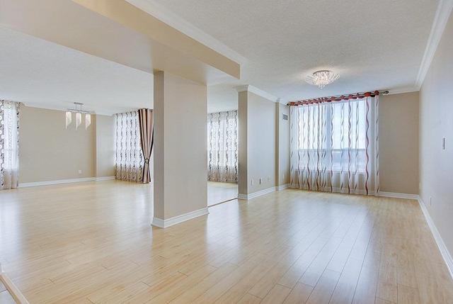 1003 - 50 Disera Dr, Condo with 2 bedrooms, 2 bathrooms and 2 parking in Vaughan ON | Image 6