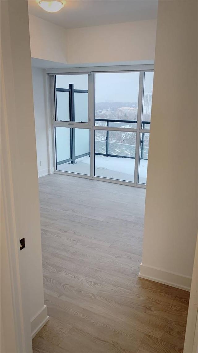 1404 - 11 Lillian St, Condo with 2 bedrooms, 2 bathrooms and 1 parking in Toronto ON | Image 13