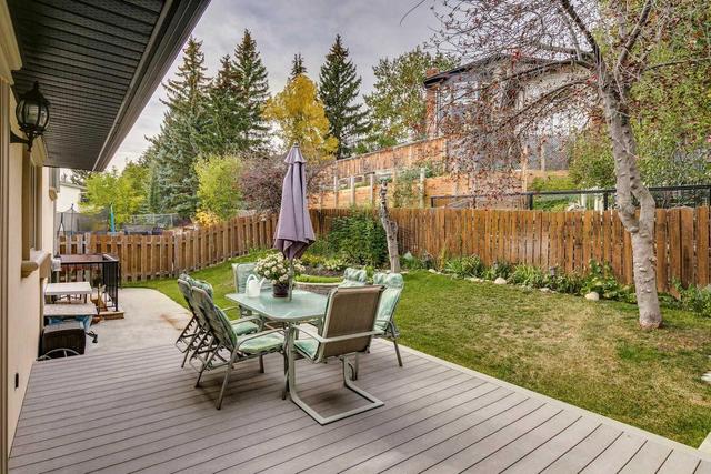 627 Strathcona Drive Sw, House detached with 5 bedrooms, 3 bathrooms and 4 parking in Calgary AB | Image 38