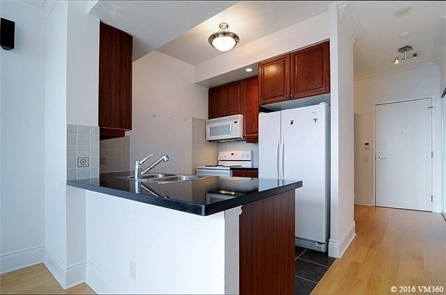 Sph3 - 10 Northtown Way, Condo with 1 bedrooms, 1 bathrooms and 1 parking in Toronto ON | Image 5