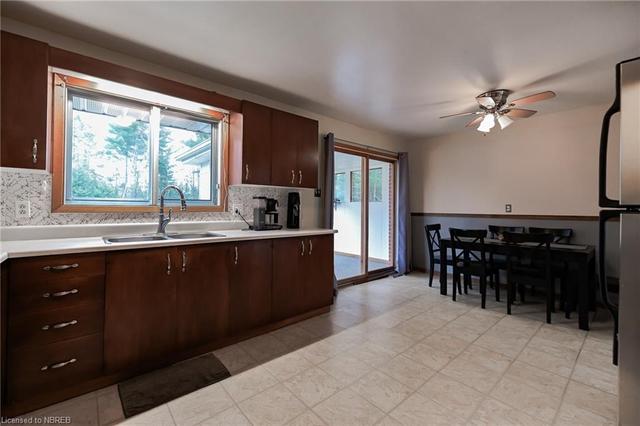 1080 Hwy 654, House detached with 3 bedrooms, 2 bathrooms and 6 parking in Callander ON | Image 2