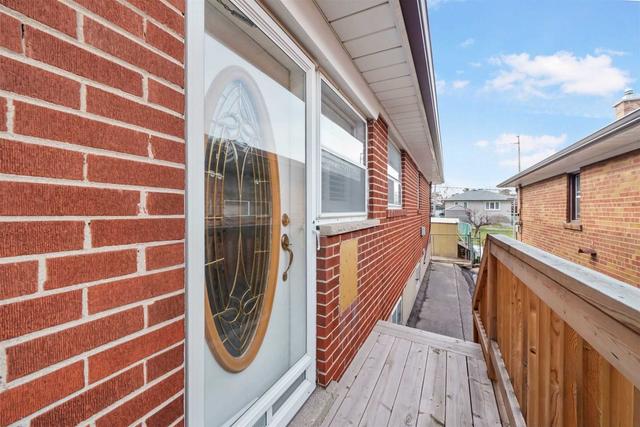 38 Bridesburg Dr, House detached with 3 bedrooms, 2 bathrooms and 4 parking in Toronto ON | Image 14