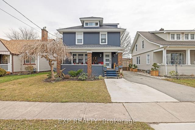 3560 Strang Dr, House detached with 4 bedrooms, 3 bathrooms and 10 parking in Niagara Falls ON | Image 1