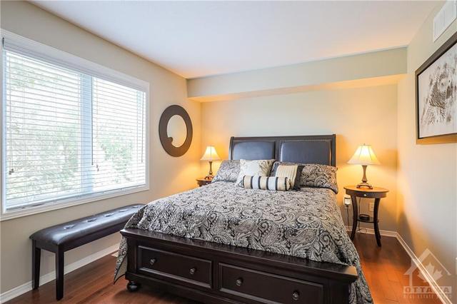 64 Songbird Private, Townhouse with 2 bedrooms, 2 bathrooms and 3 parking in Ottawa ON | Image 18