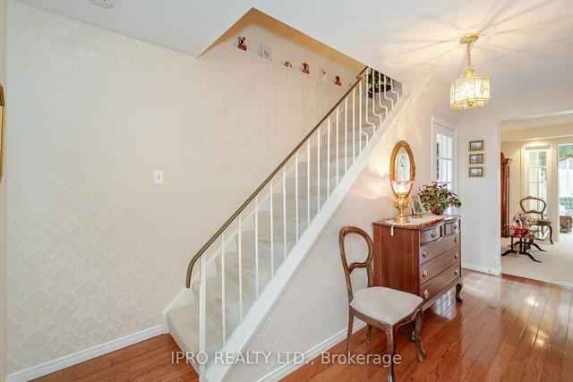 64 Linkdale Rd, House detached with 3 bedrooms, 2 bathrooms and 6 parking in Brampton ON | Image 14