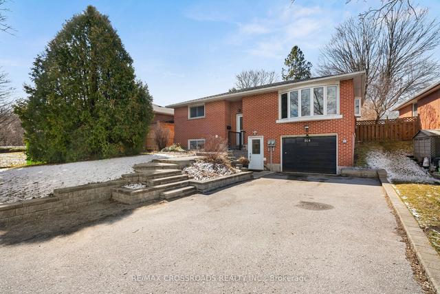 914 Walnut Crt, House detached with 3 bedrooms, 3 bathrooms and 5 parking in Oshawa ON | Image 12