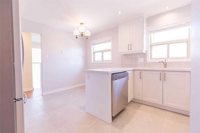 22 Petworth Cres, House semidetached with 3 bedrooms, 2 bathrooms and 2 parking in Toronto ON | Image 12
