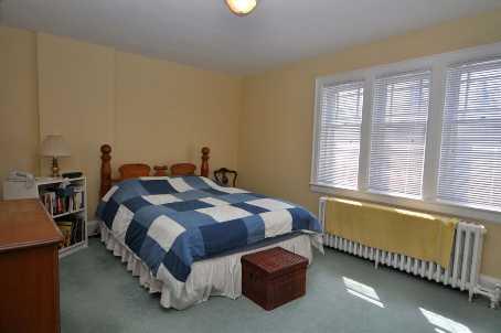 36 Bowood Ave, House detached with 3 bedrooms, 2 bathrooms and 1 parking in Toronto ON | Image 5