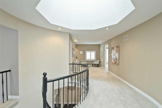 33 Welsh St, House detached with 4 bedrooms, 5 bathrooms and 2 parking in Ajax ON | Image 9