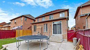 21 Eagle Plains Dr N, House detached with 3 bedrooms, 4 bathrooms and 6 parking in Brampton ON | Image 11