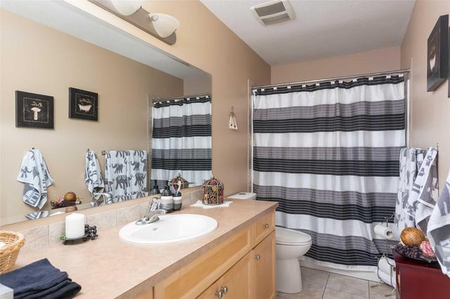 103 - 2120 Shannon Ridge Dr, Condo with 2 bedrooms, 2 bathrooms and 1 parking in West Kelowna BC | Image 13