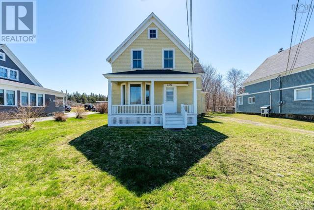 8378 Highway 1, House detached with 5 bedrooms, 1 bathrooms and null parking in Clare NS | Image 1