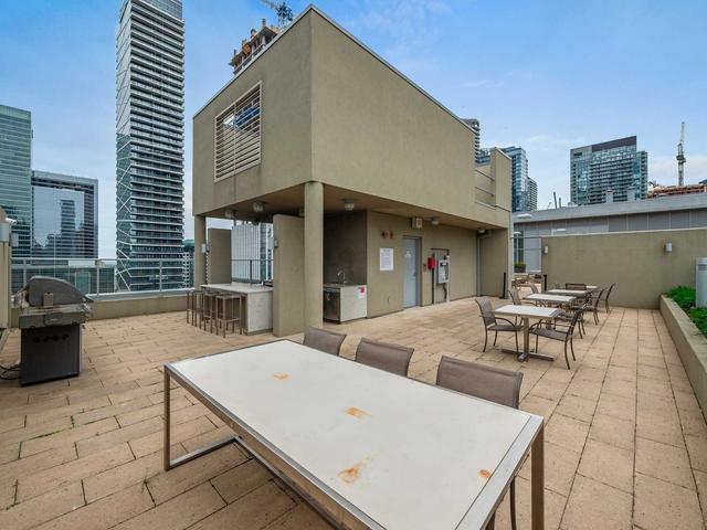 lph09 - 21 Nelson St, Condo with 1 bedrooms, 2 bathrooms and 1 parking in Toronto ON | Image 21