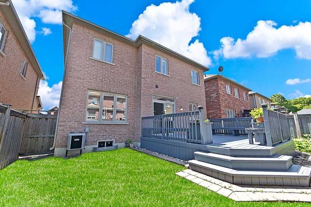32 Ken Wagg Cres, House detached with 4 bedrooms, 3 bathrooms and 6 parking in Whitchurch Stouffville ON | Image 11