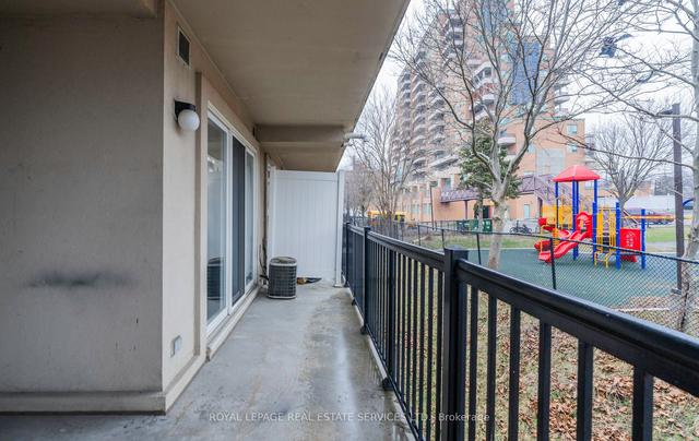 2054 - 3041 Finch Ave W, Townhouse with 2 bedrooms, 1 bathrooms and 2 parking in Toronto ON | Image 32