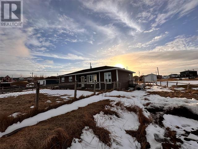 637 Sunset Drive, House detached with 3 bedrooms, 1 bathrooms and null parking in Garnish NL | Image 2