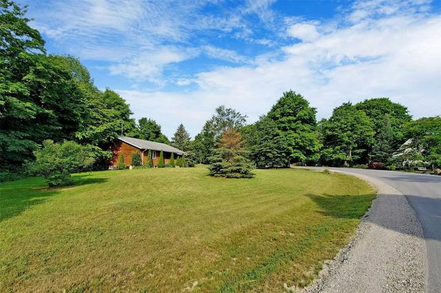 24 Alpine Dr, House detached with 2 bedrooms, 4 bathrooms and 14 parking in Oro Medonte ON | Image 35