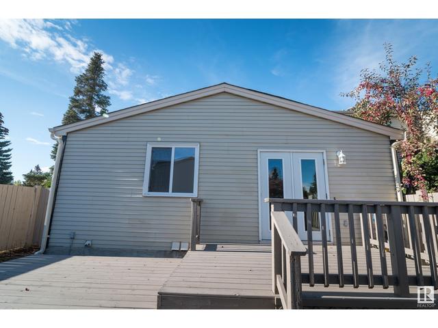 849 Village Dr, House attached with 3 bedrooms, 1 bathrooms and 2 parking in Edmonton AB | Image 26
