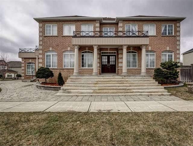 8 Vandermeer Dr, House detached with 4 bedrooms, 7 bathrooms and 8 parking in Markham ON | Image 2