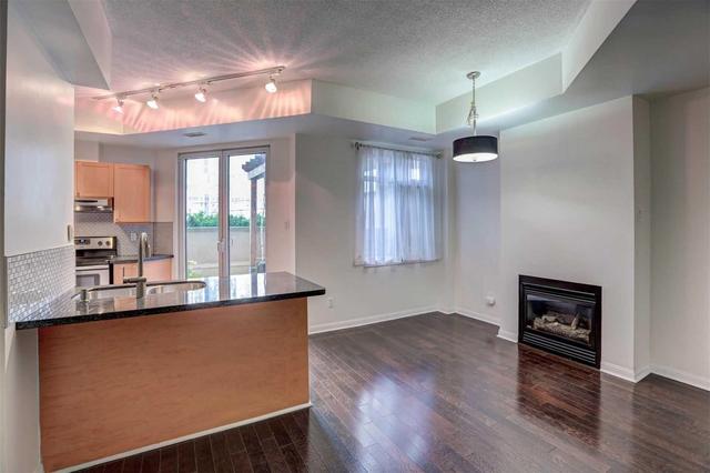 223 - 550 Front St W, Condo with 2 bedrooms, 1 bathrooms and 1 parking in Toronto ON | Image 6