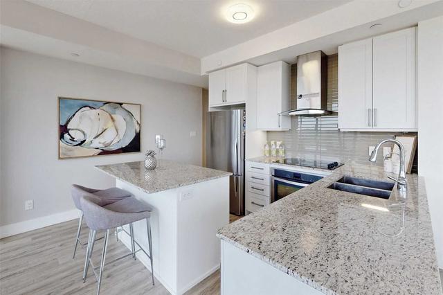 1611 - 9600 Yonge St, Condo with 2 bedrooms, 2 bathrooms and 1 parking in Richmond Hill ON | Image 18