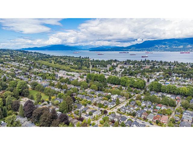 3505 W 12th Avenue, House detached with 4 bedrooms, 4 bathrooms and null parking in Vancouver BC | Image 39