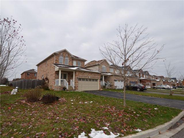 22 Lake Cres, House detached with 4 bedrooms, 3 bathrooms and 6 parking in Barrie ON | Image 7